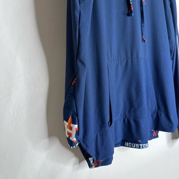 Houston’s Astro Genuine Merchandise hoodie - Picture 3 of 7